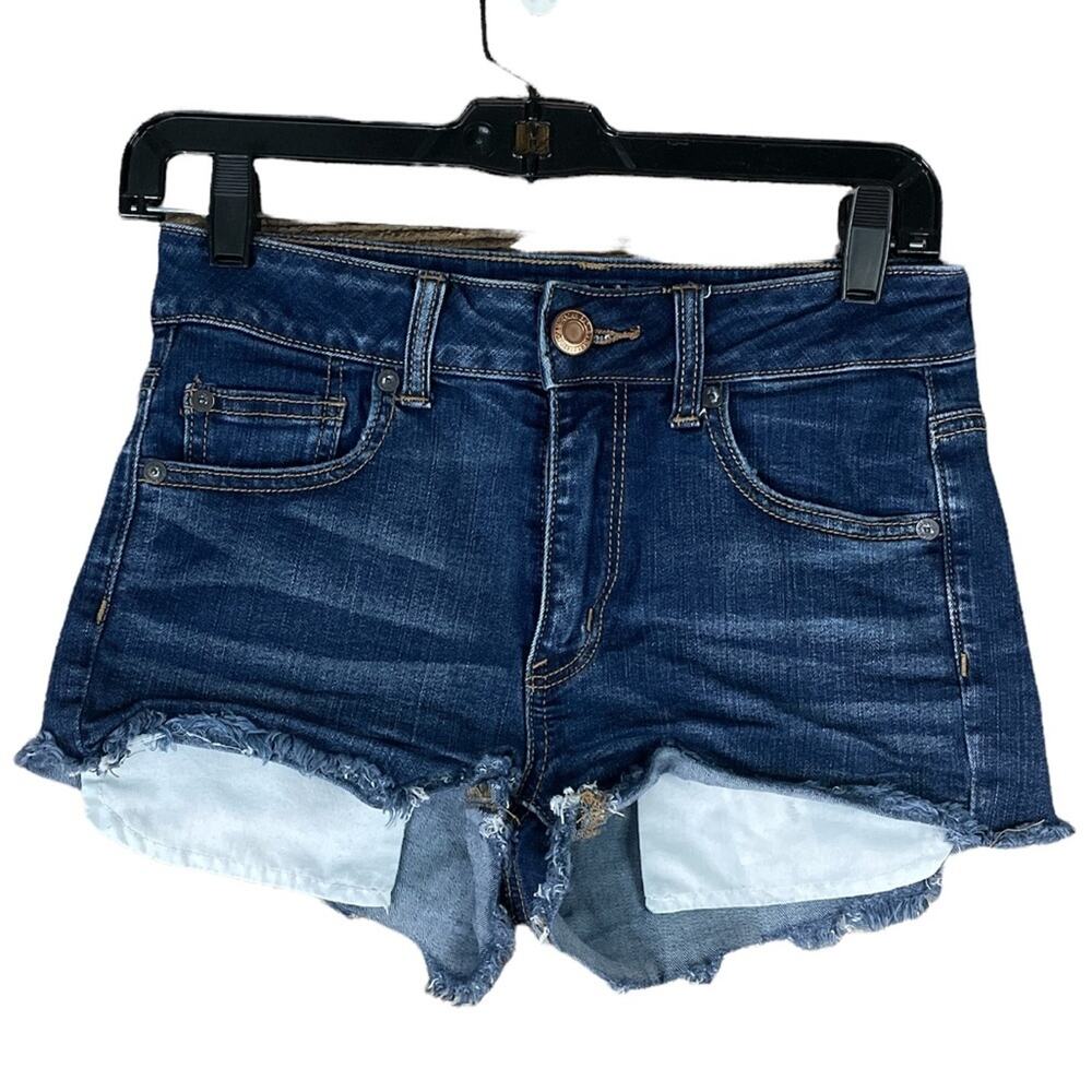 American Eagle Hi Rise Shortie Jean Shorts Exposed Pockets Blue Denim Size 4